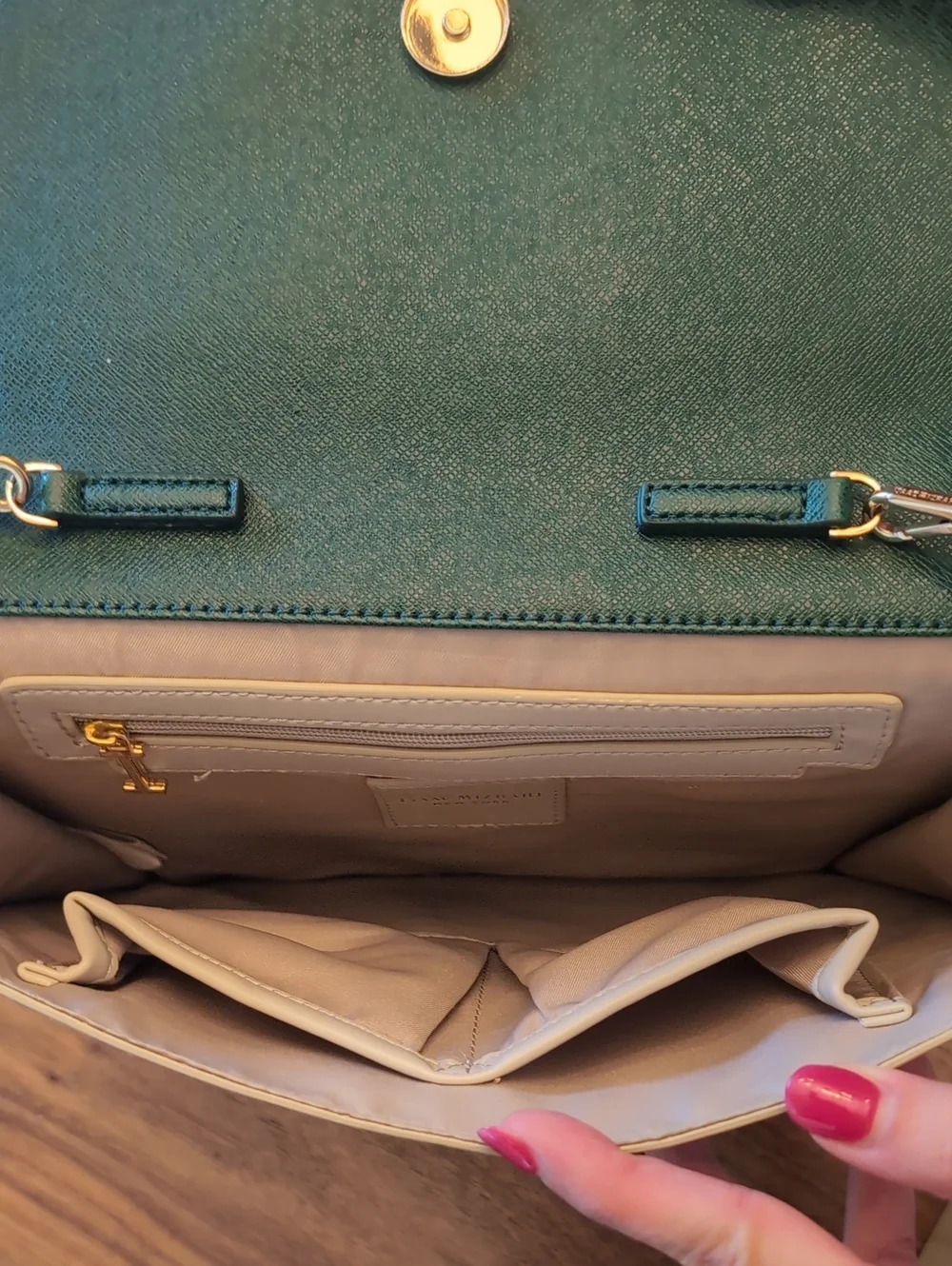 Isaac Mizrahi Leather Two-Tone Green and Cream Women's Envelope Clutch